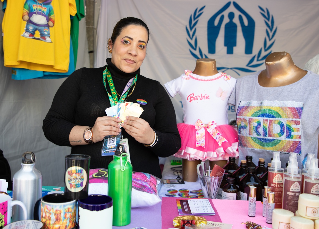 A venezuelana Bat Seba levou produtos personalizados para a feira